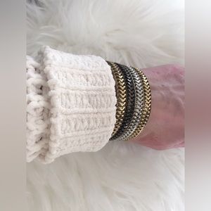 GANZ Bracelet .• made: iNDIA